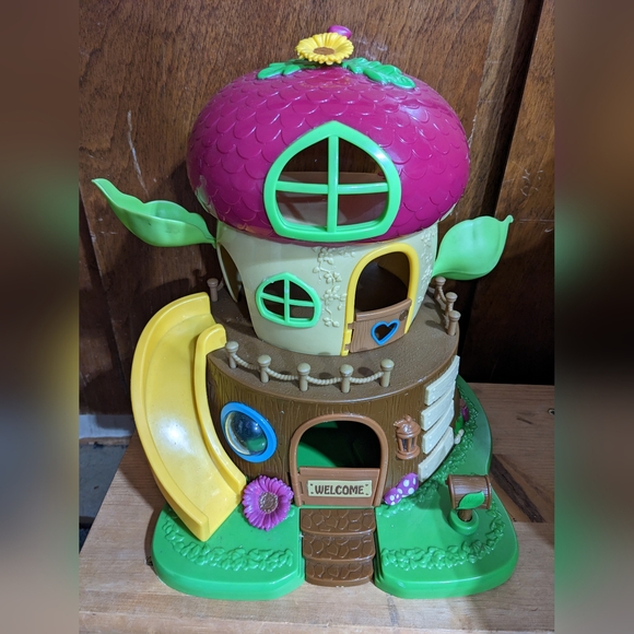 Lil Woodzeez Acorn Treehouse - Picture 1 of 4